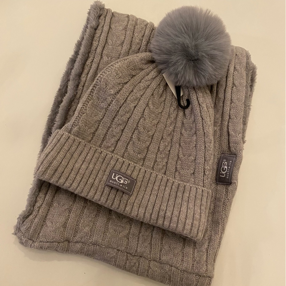 UGG Grey Hat & Infinity Scarf Set